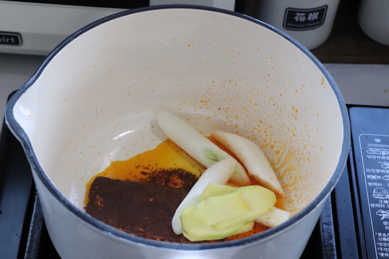 奶油麻辣烫