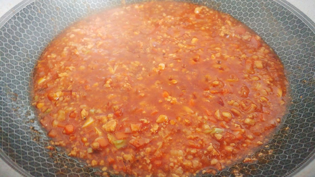 奶油茄汁肉酱面