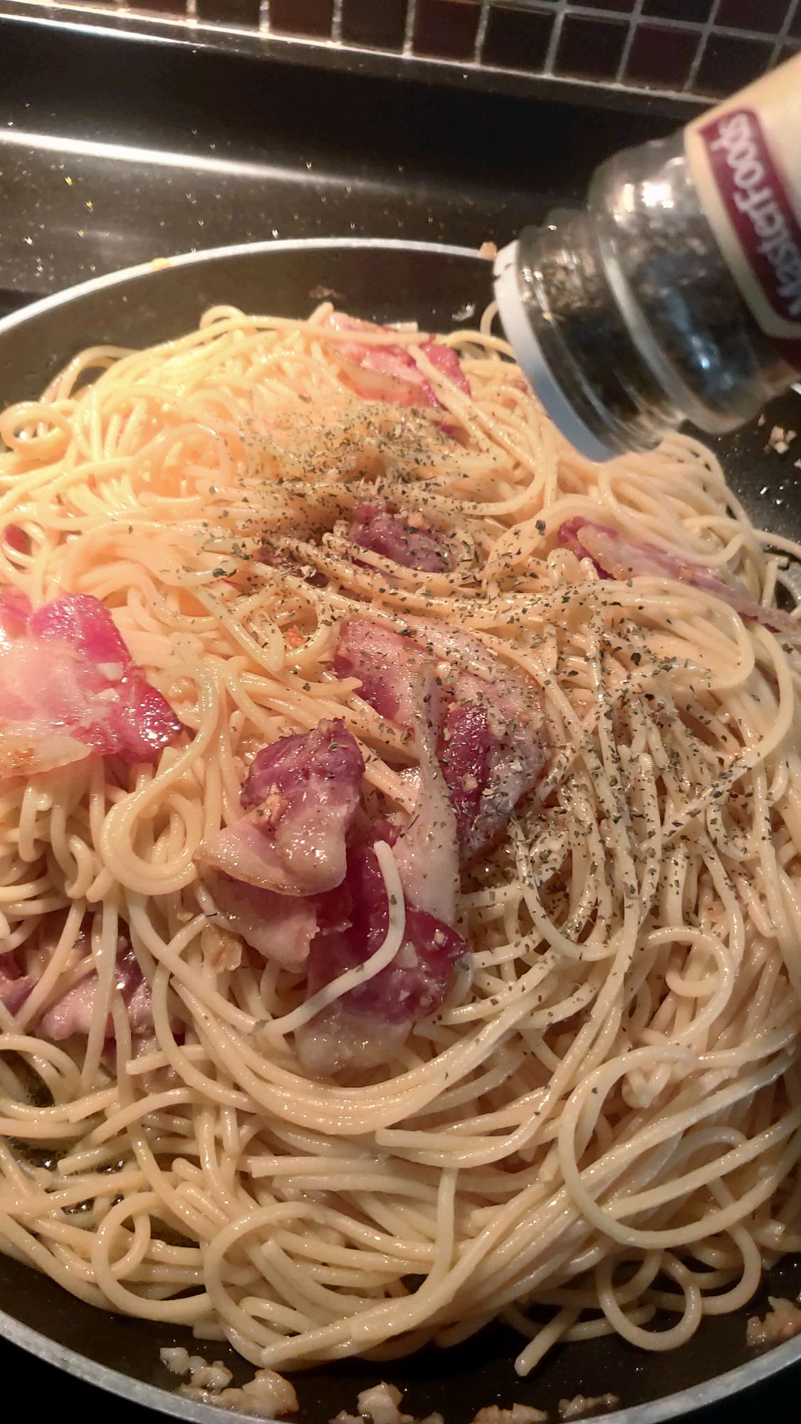 奶油蒜香培根意大利面