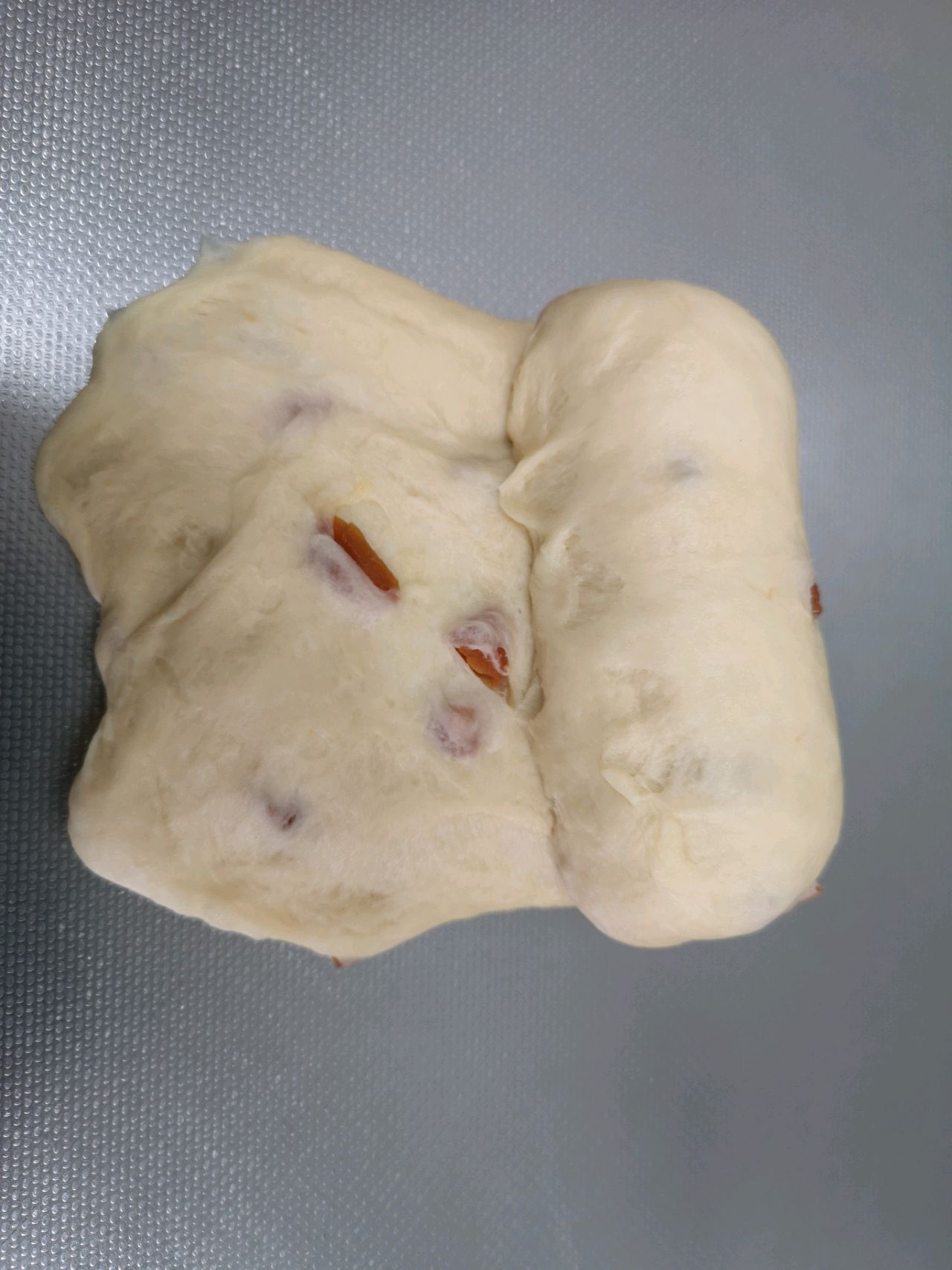 奶油杏干吐司