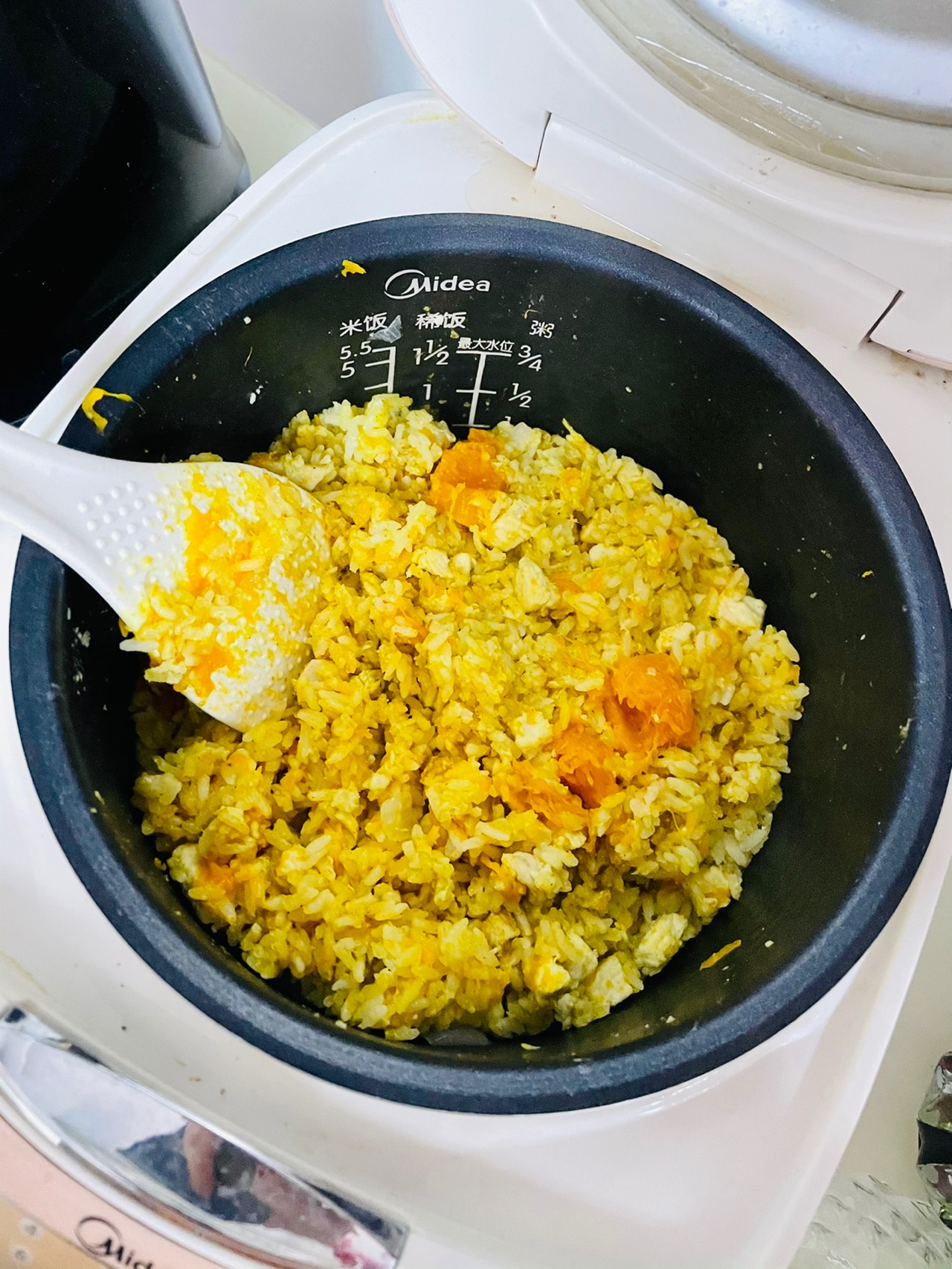南瓜鸡肉咖喱焖饭