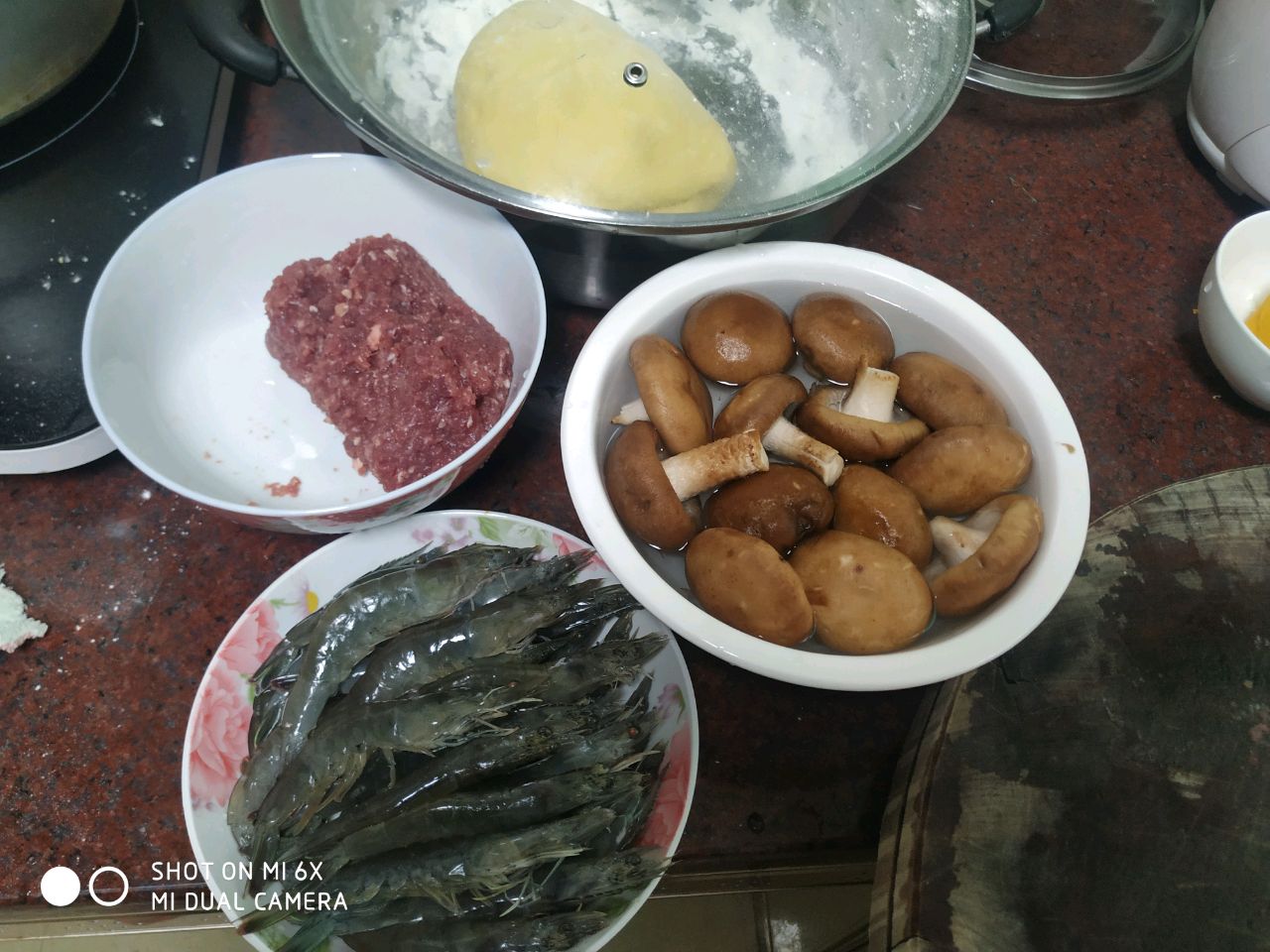 南瓜饺子皮，之形状各异