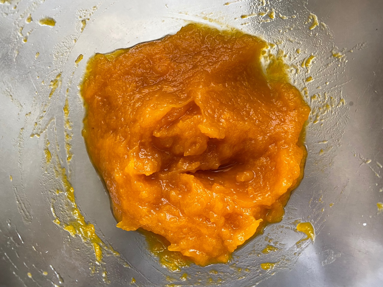 南瓜奶酪谷物面包