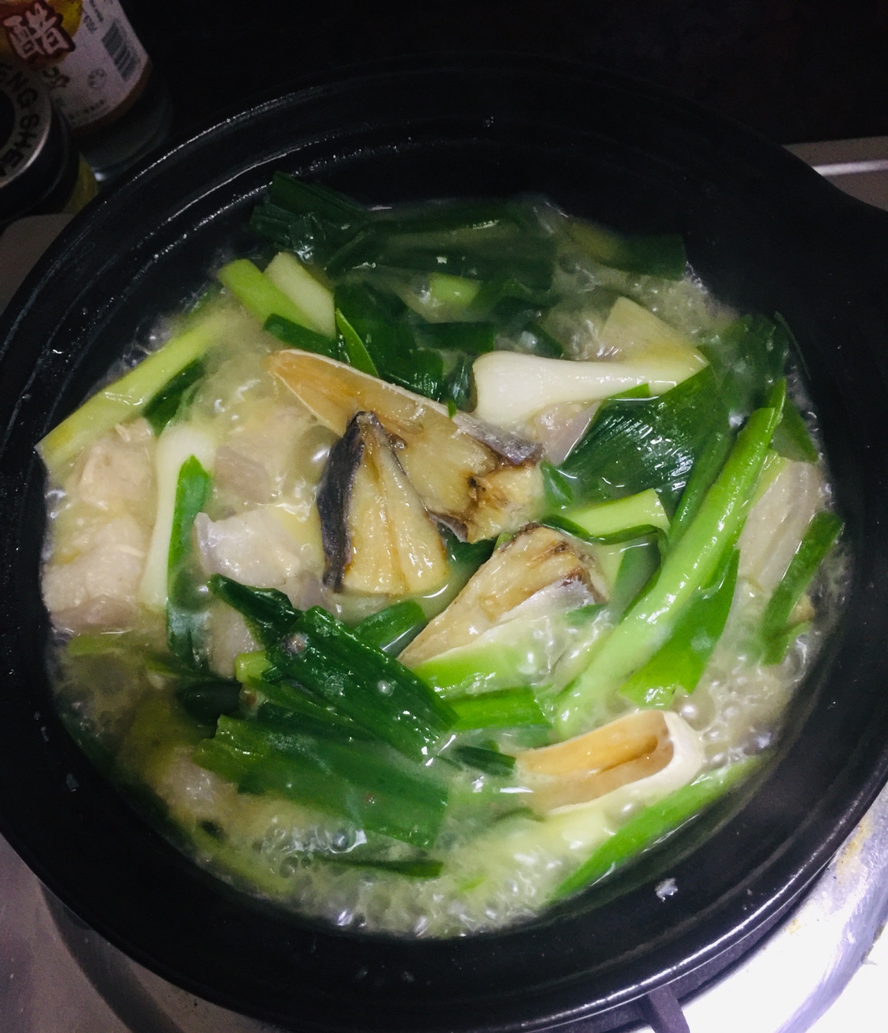 腩肉鱼干煲