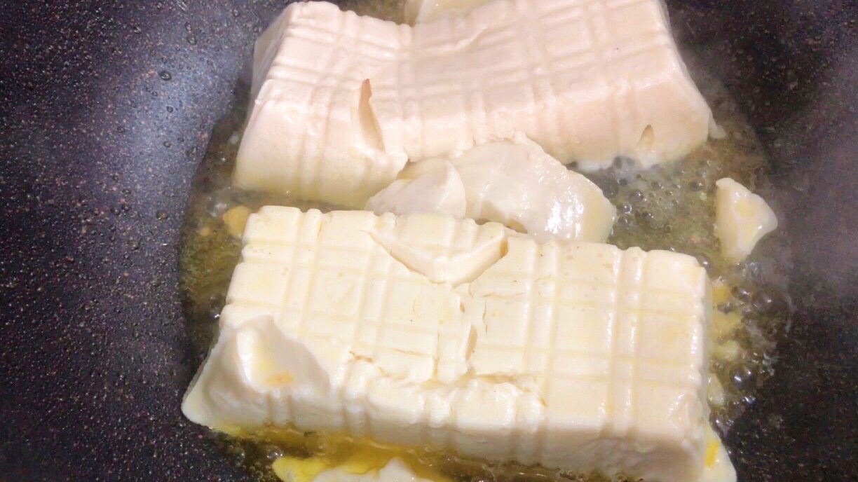 内脂豆腐新吃法，这样做超下饭