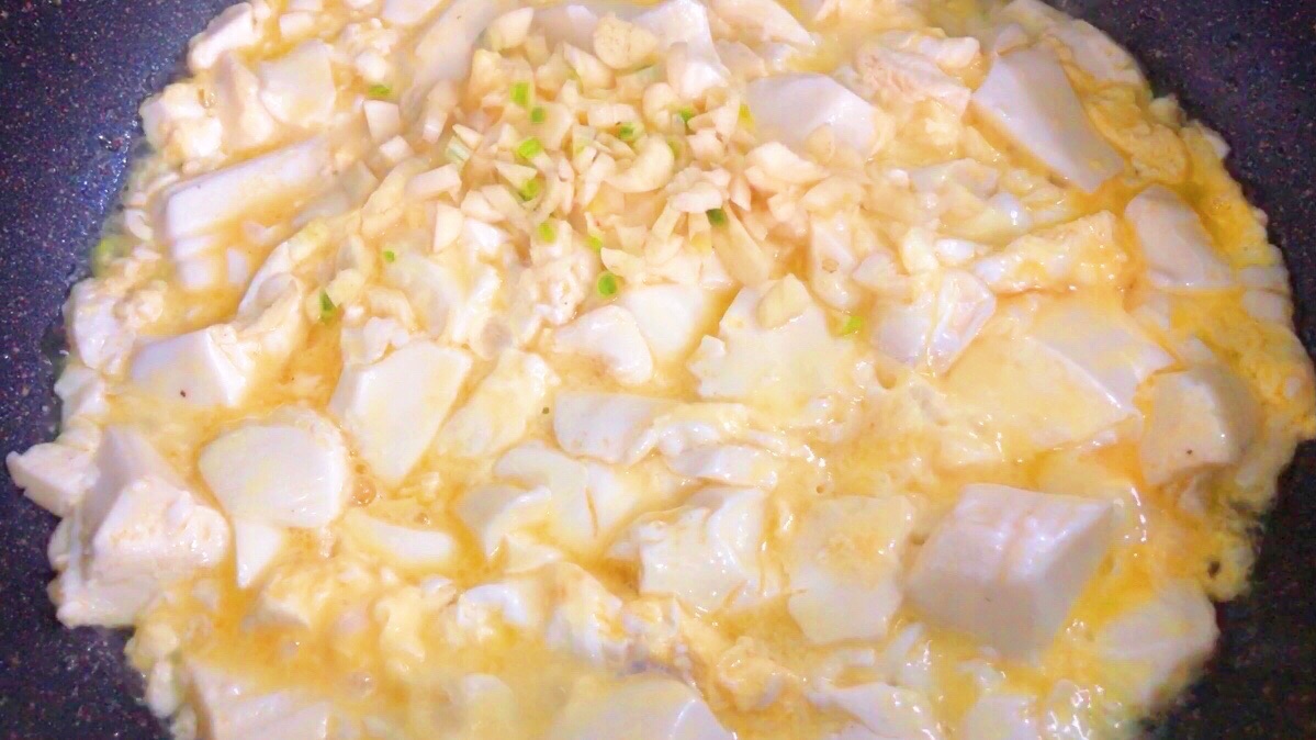 内脂豆腐新吃法，这样做超下饭