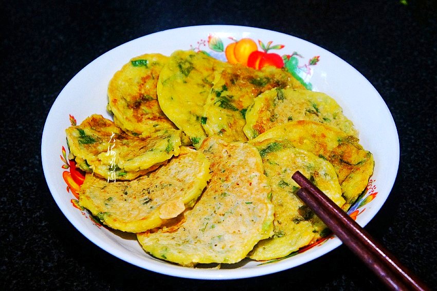 嫩玉米鸡蛋蔬菜饼