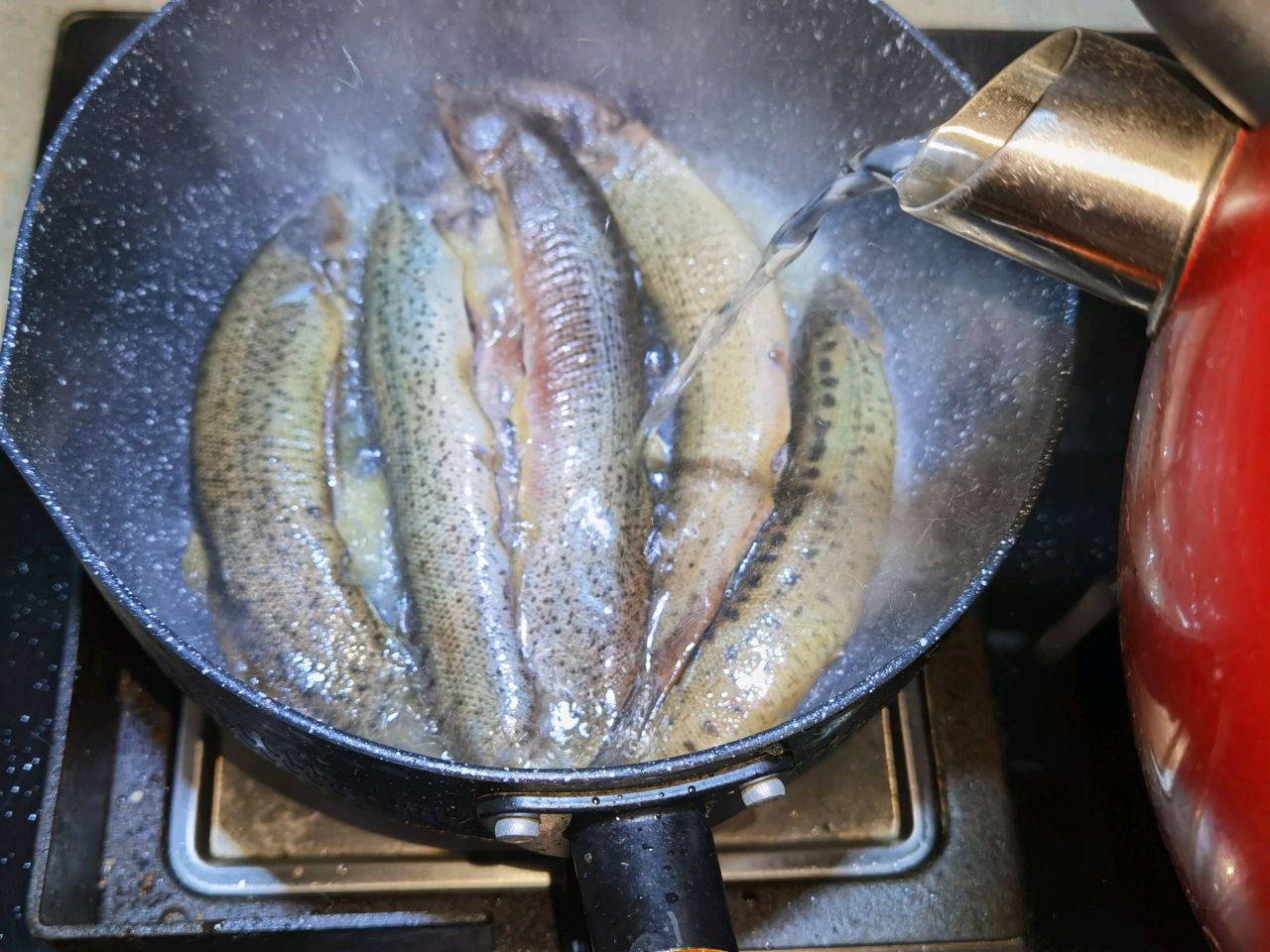 泥鳅豆腐汤