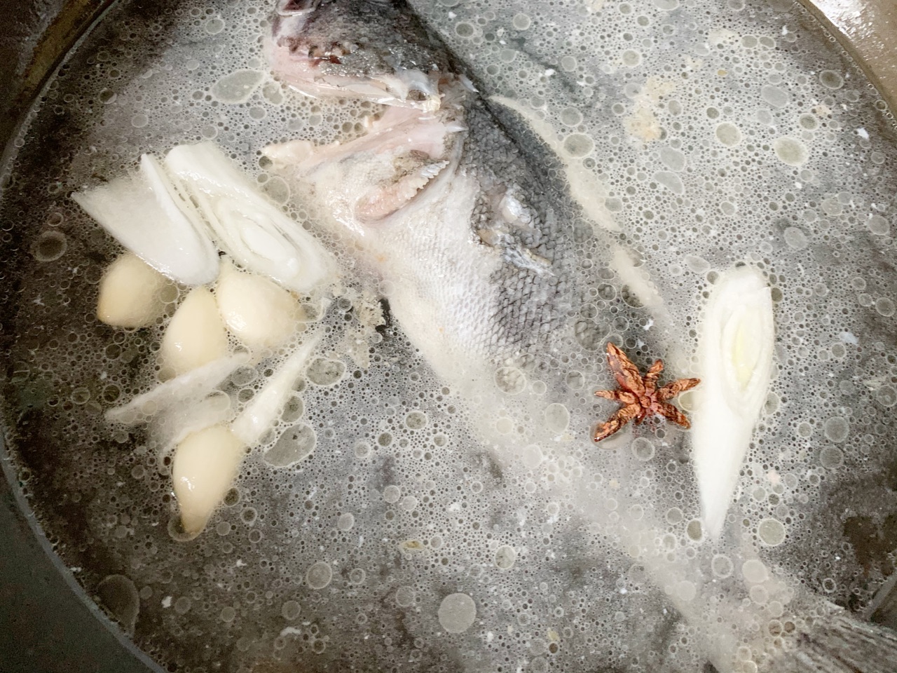 年年有鱼-黑鱼豆腐汤