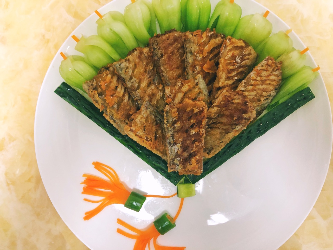 年年有鱼之宫廷“鱼”扇