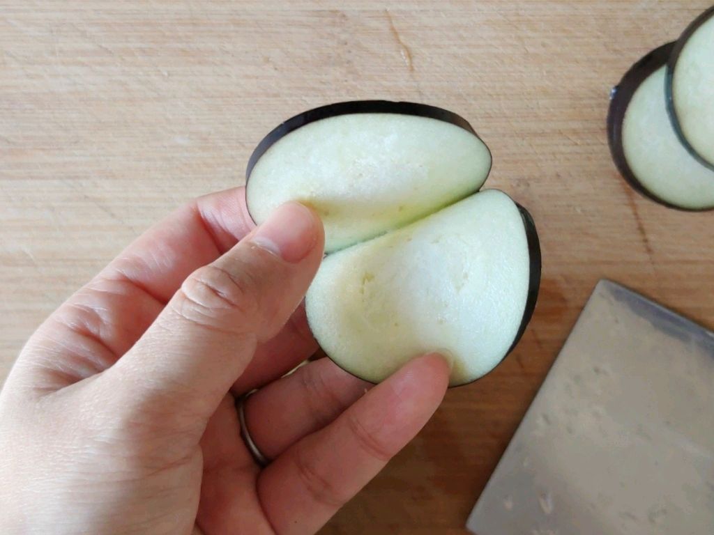 年味十足的炸茄盒
