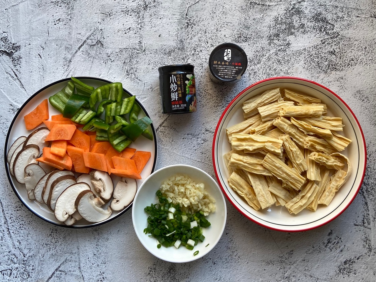 年夜菜：香菇炒腐竹