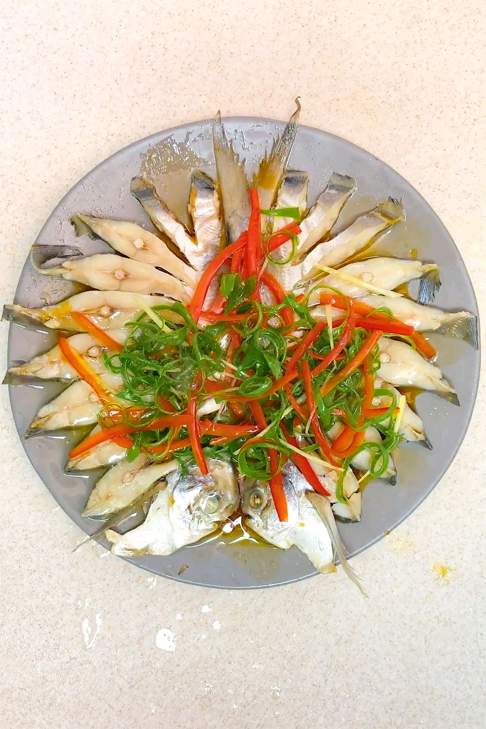 年夜饭版清蒸银鲳鱼