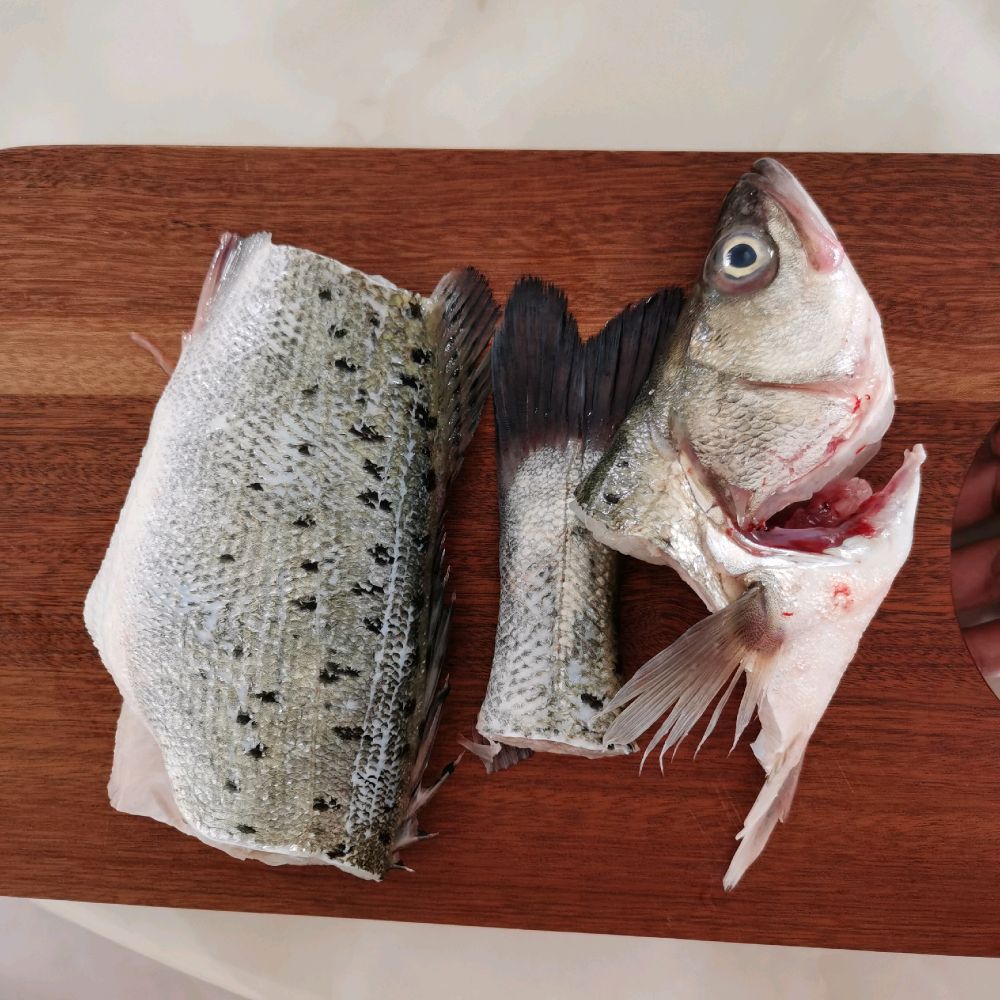 年夜饭必不可少一道菜：孔雀开屏鱼