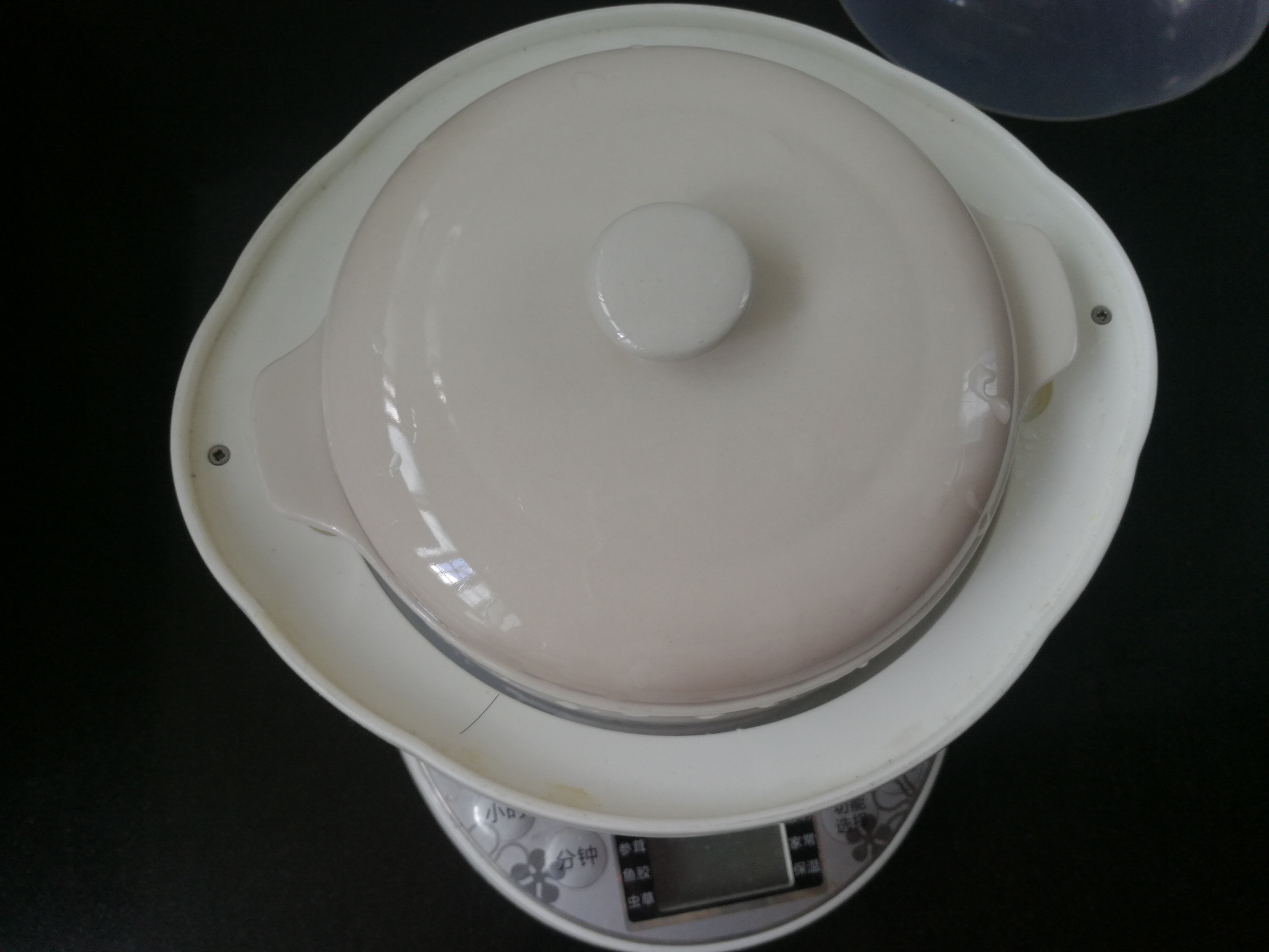 年夜饭的甜品也要吃得好，分享这一款，甘润清甜，超有档次