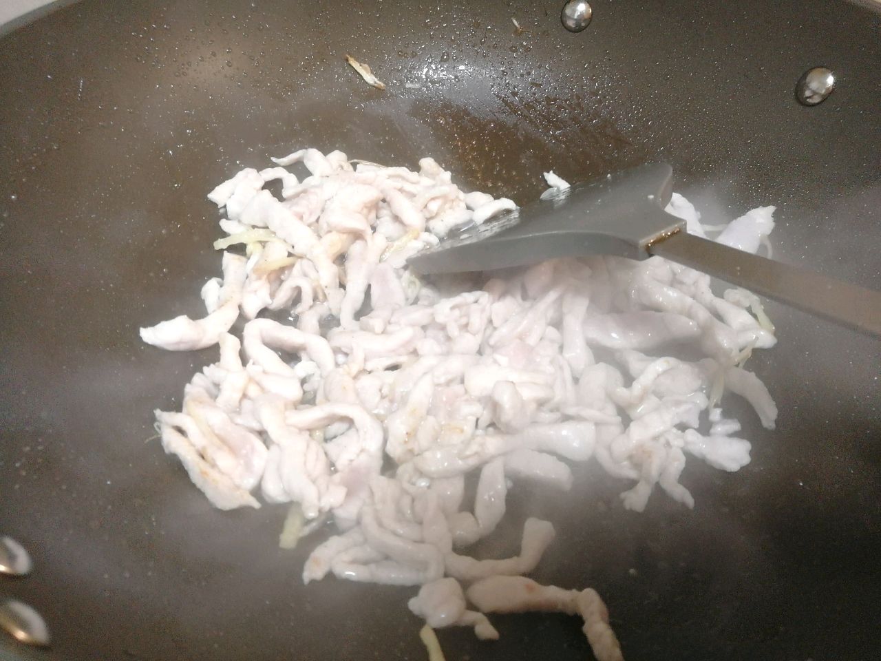 年夜饭快手菜，只需3步小白也能变大厨，白菜鱼香肉丝