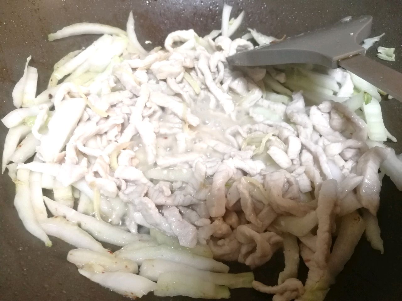 年夜饭快手菜，只需3步小白也能变大厨，白菜鱼香肉丝