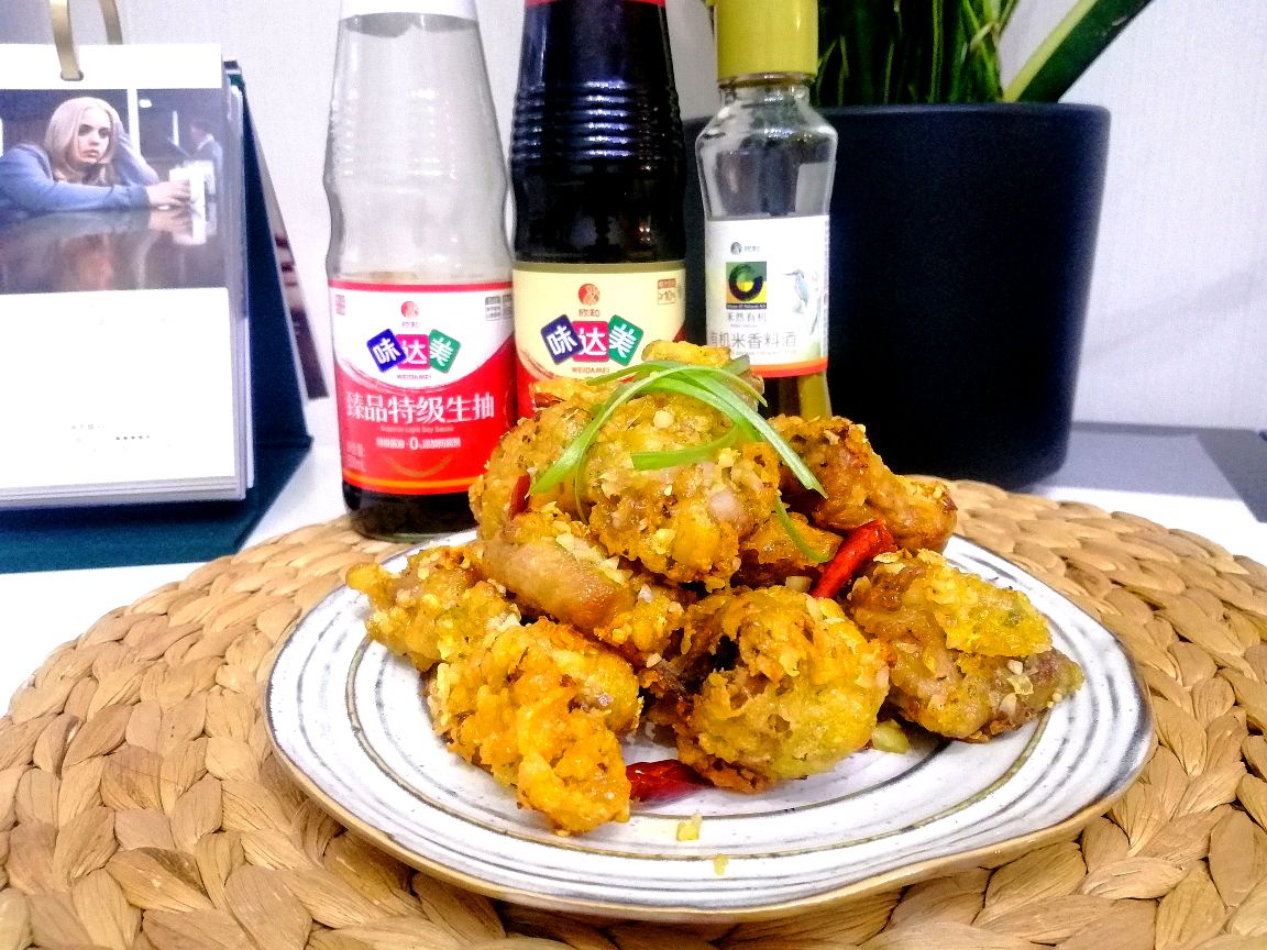 年夜饭～十秒钟学会的蒜香排骨