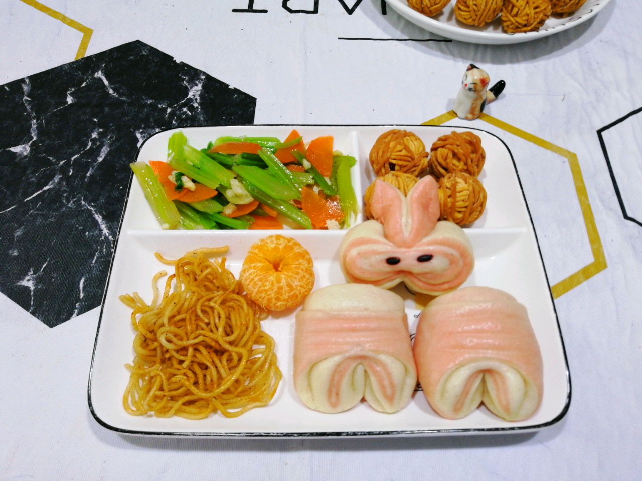 年夜饭之招财猪手