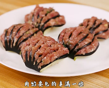 年夜饭桌有什么？张灯结彩