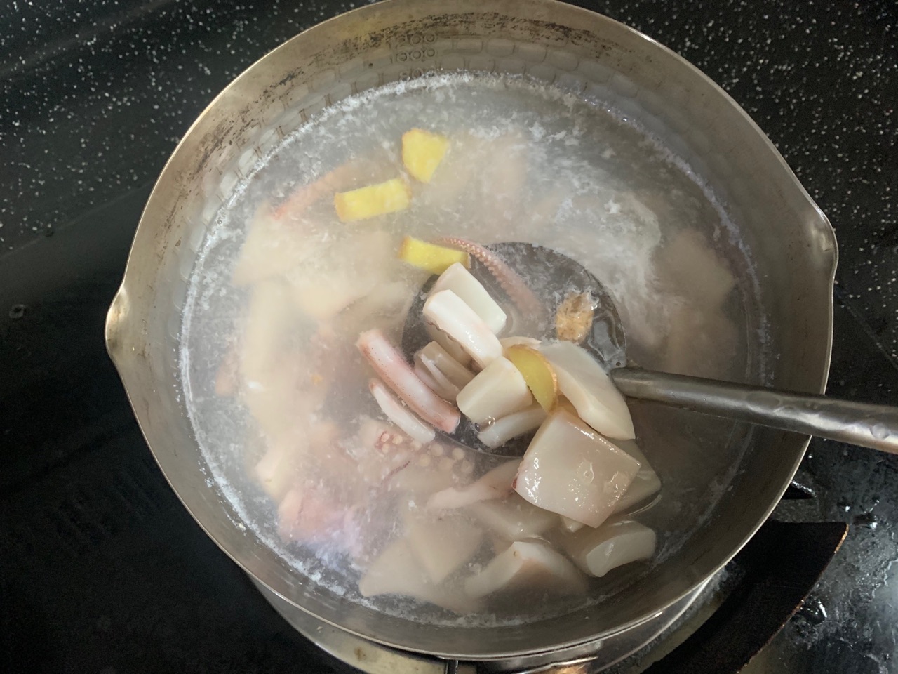 年夜饭，孜然鱿鱼