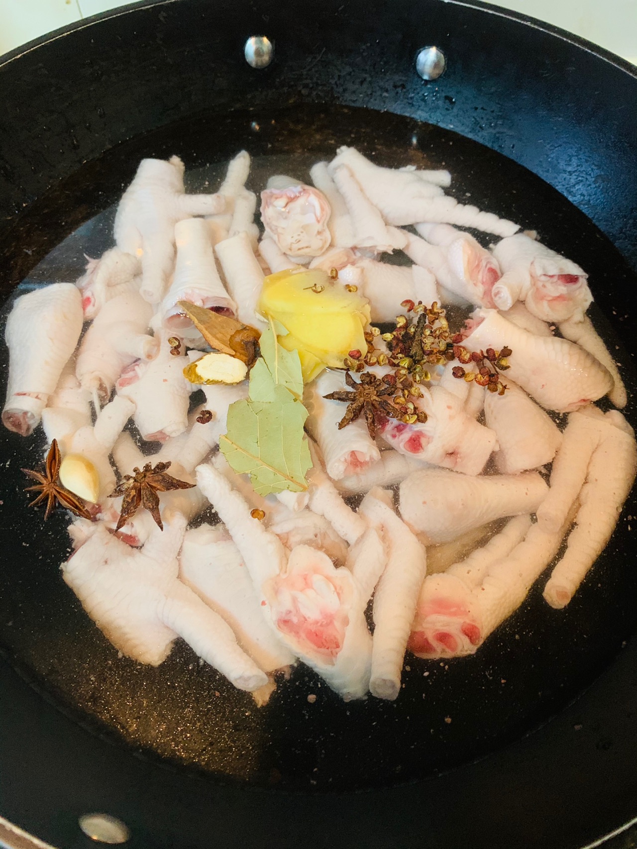 柠檬鸡爪