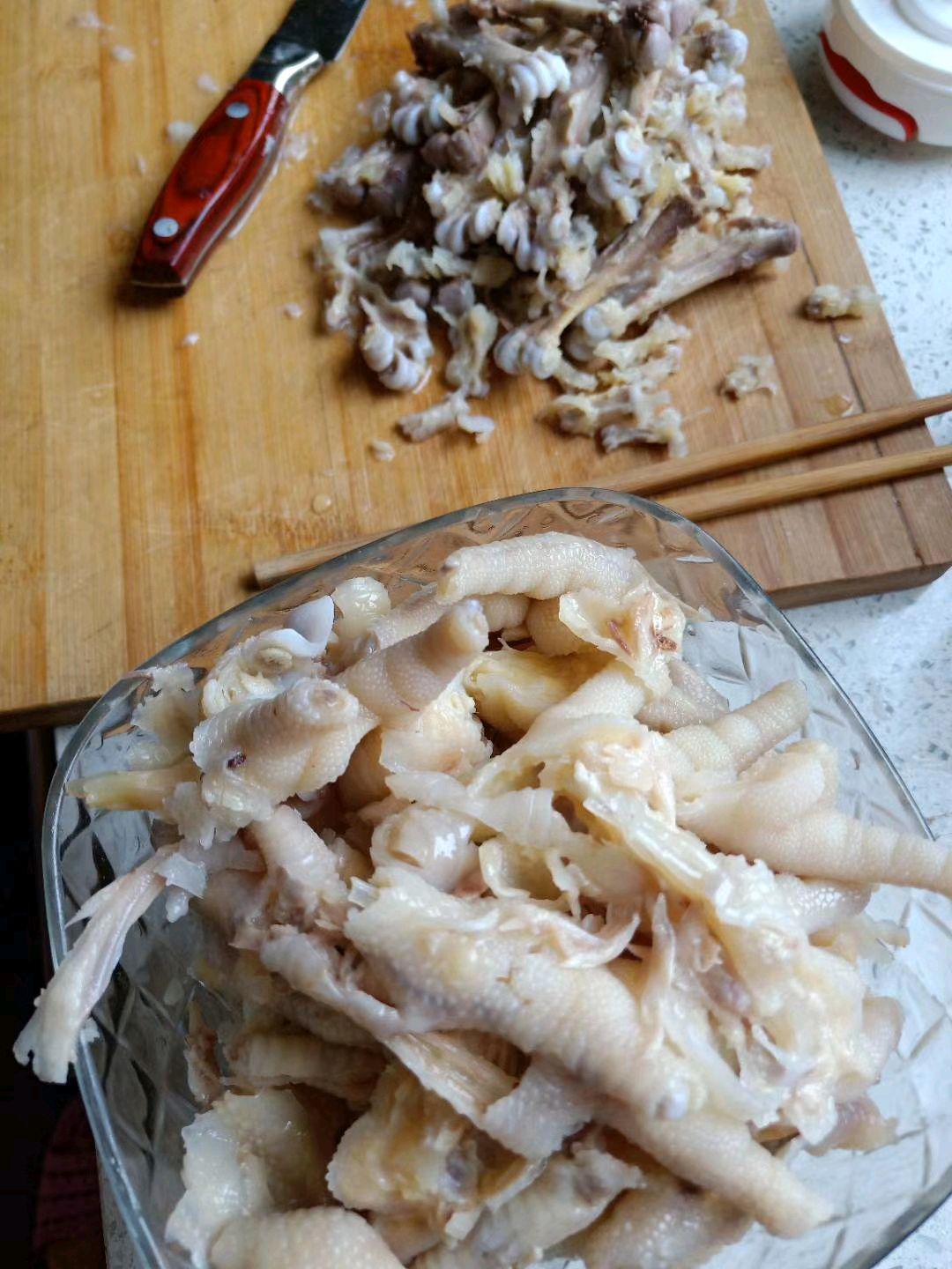柠檬酸辣无骨凤爪