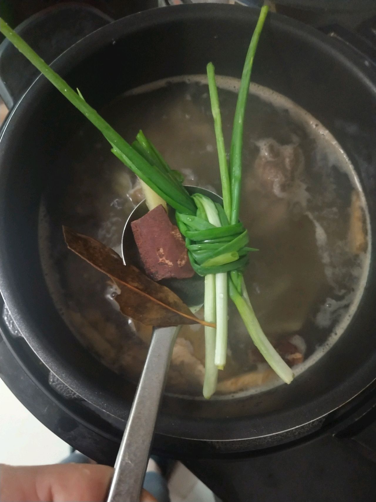 牛脊骨汤