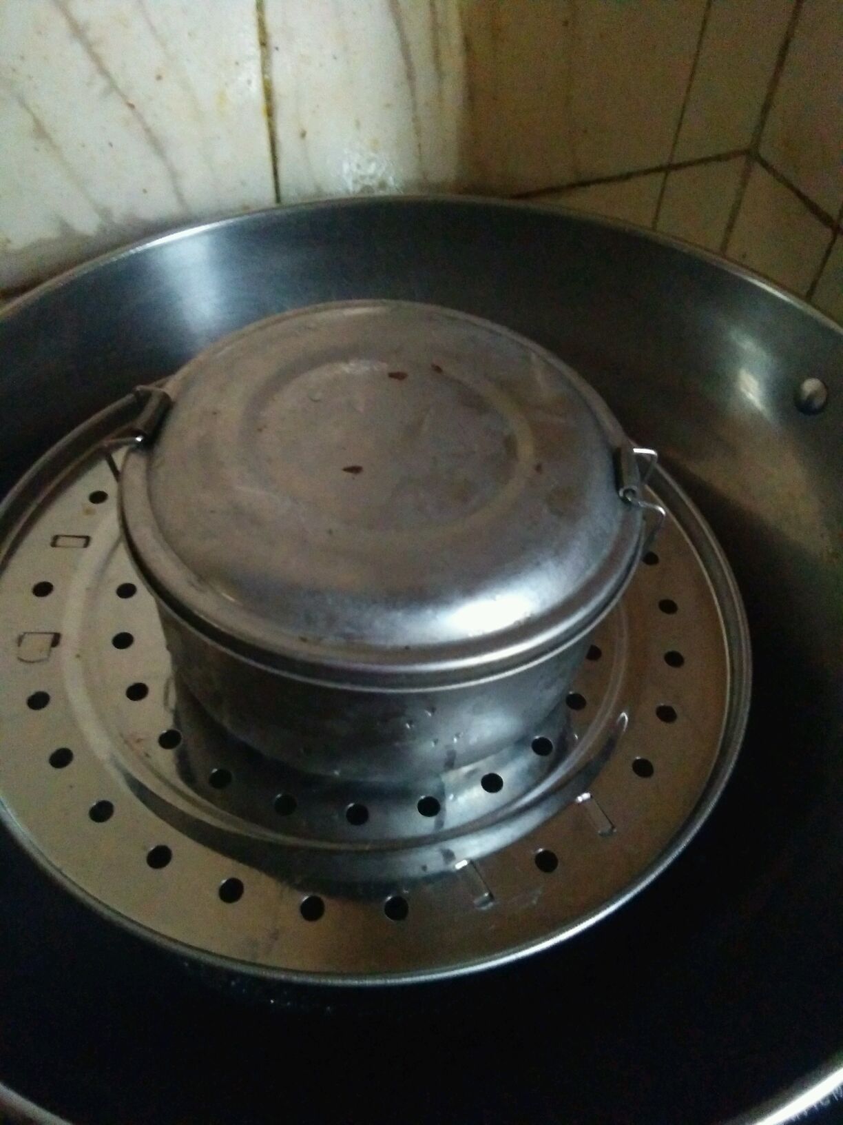 牛奶炖蛋