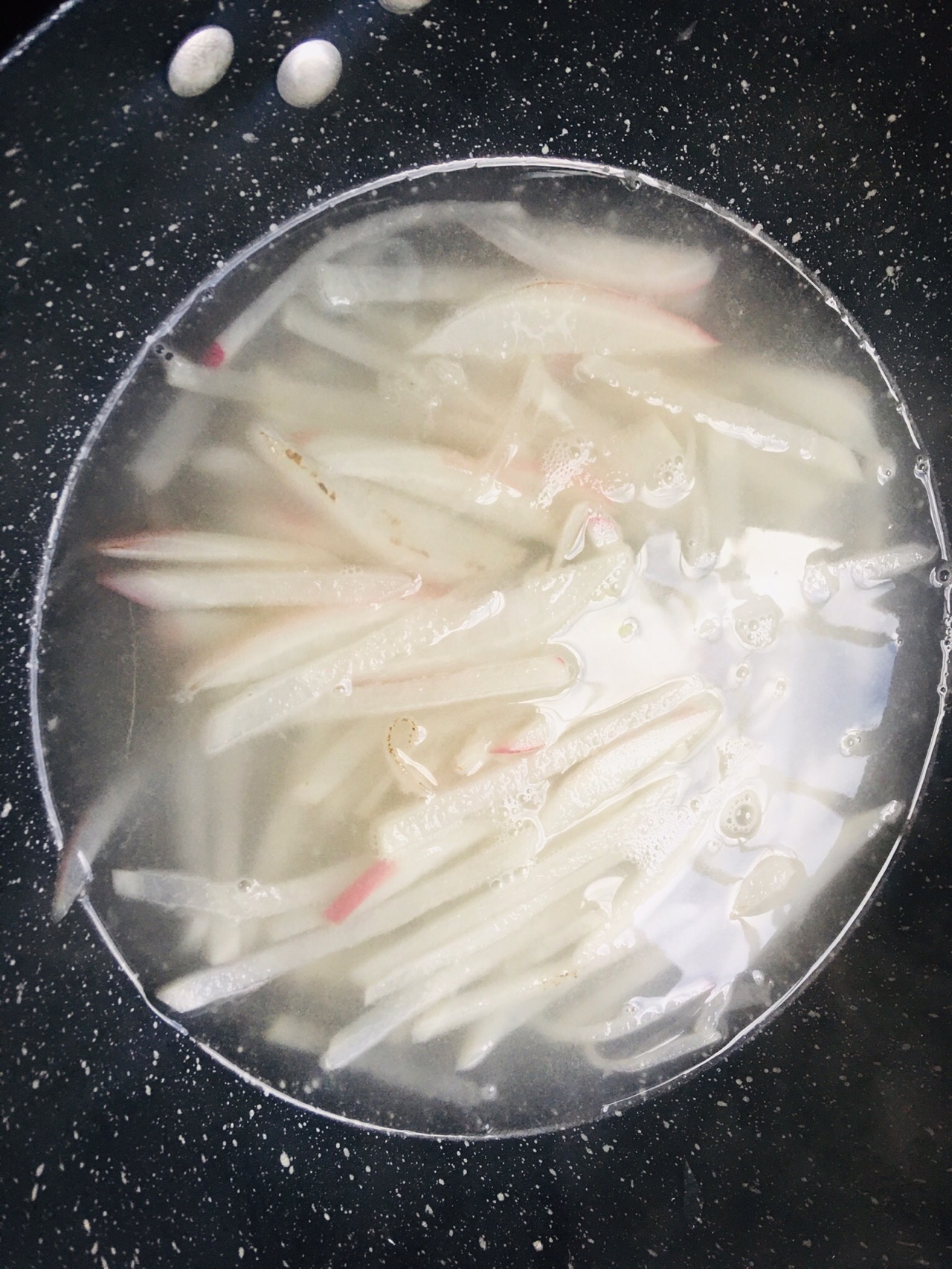 牛奶萝卜羮