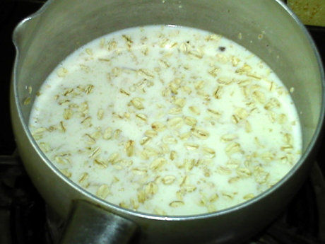 牛奶燕麦粥
