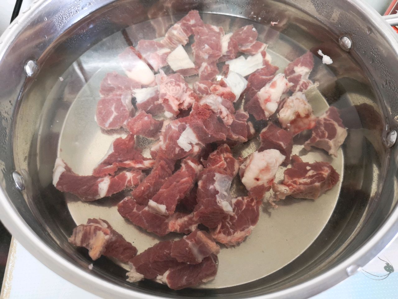 牛腩炖柿子