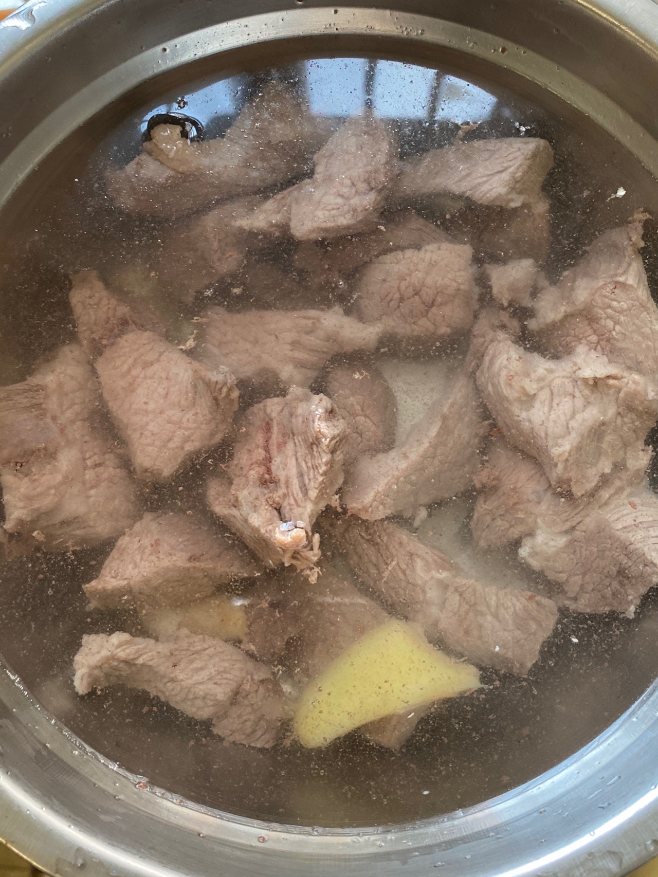 牛腩炖土豆