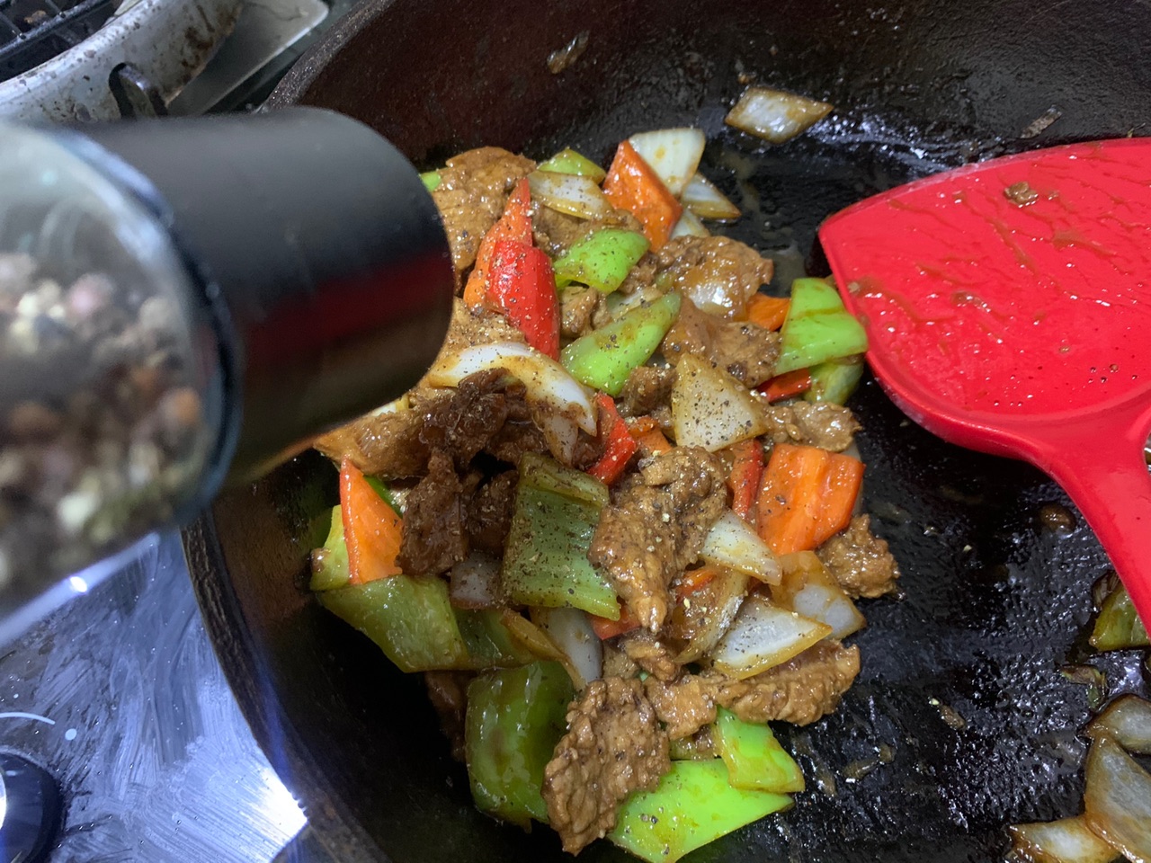 牛年大吉-超级滑嫩的黑椒牛肉