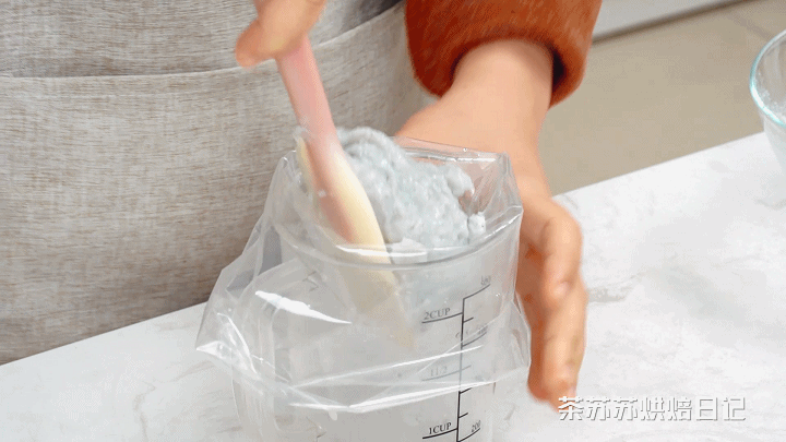 扭扭虾条酥