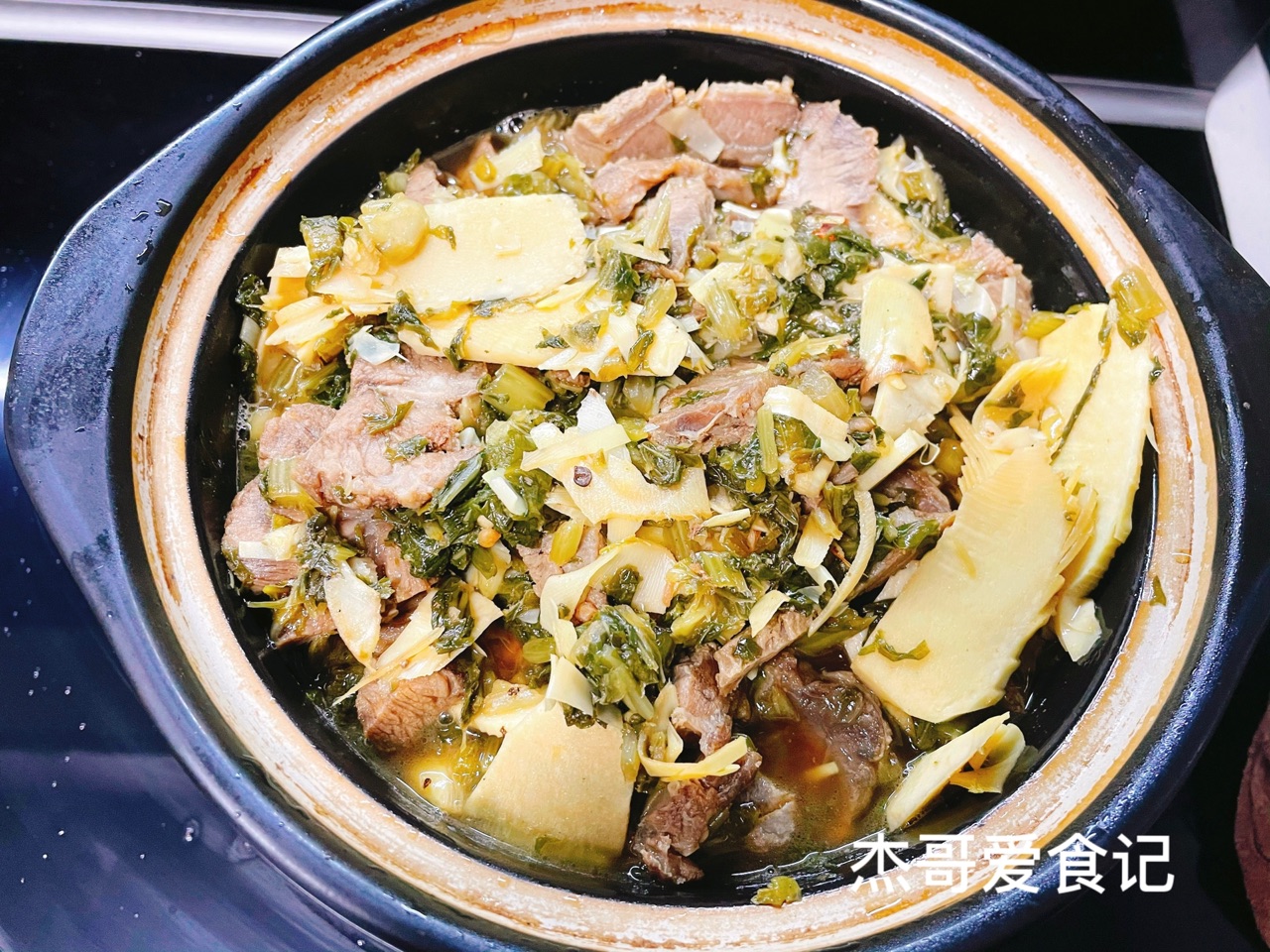 牛肉煲