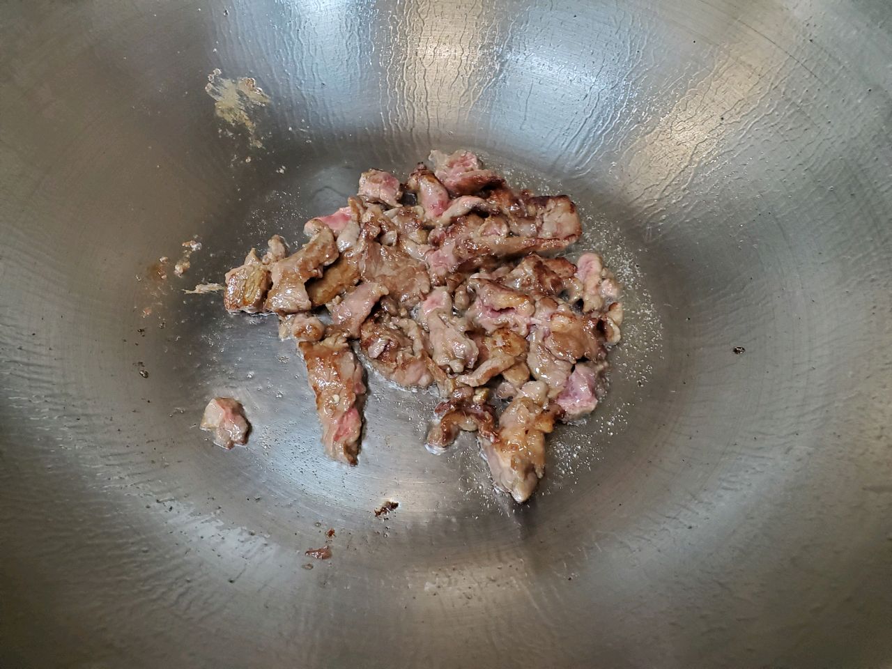 牛肉炒草菇
