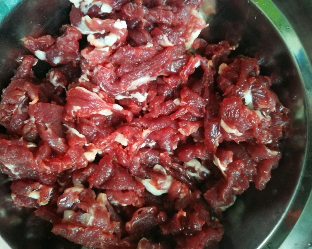 牛肉炒酸菜