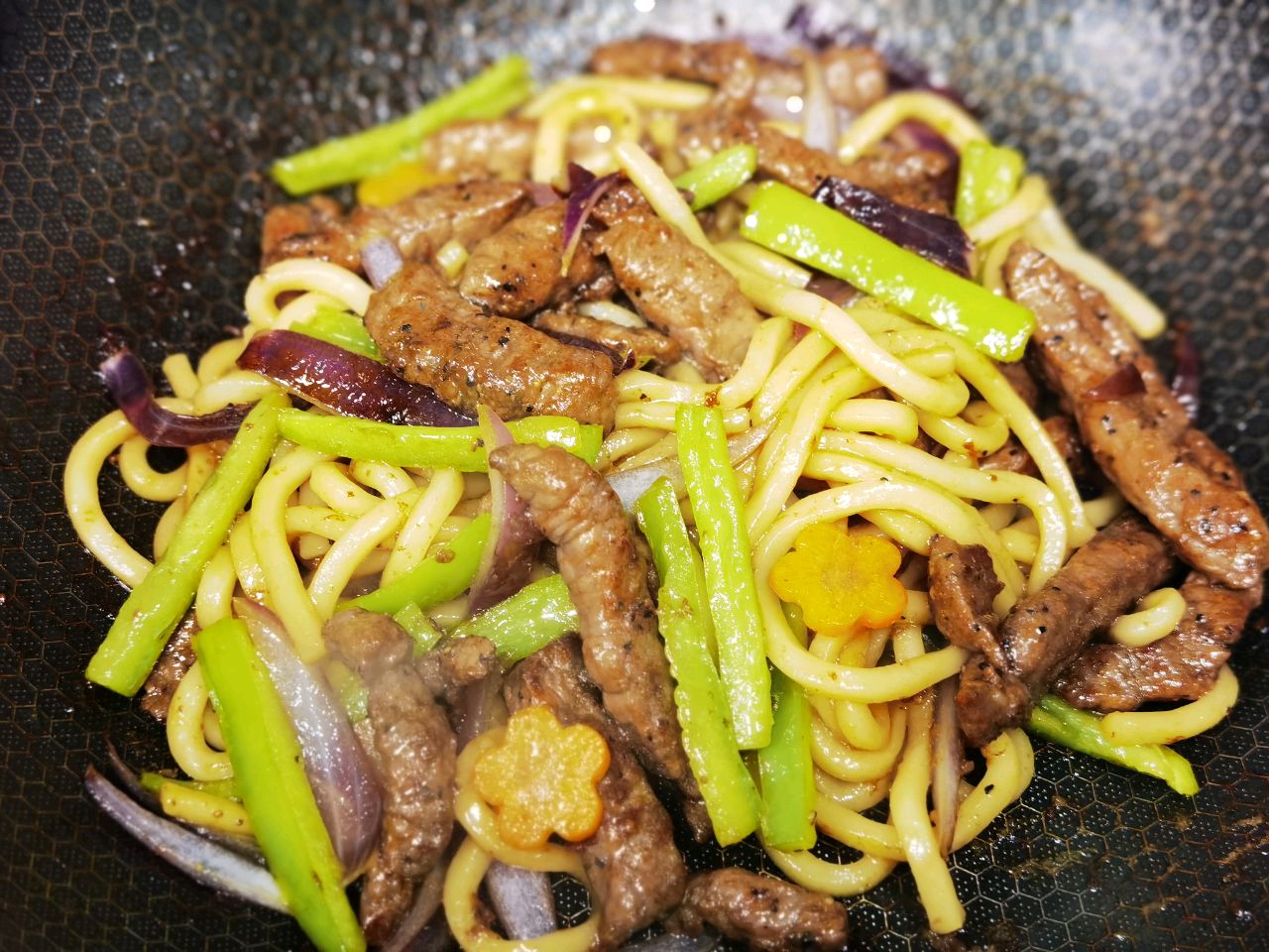 牛肉炒乌冬