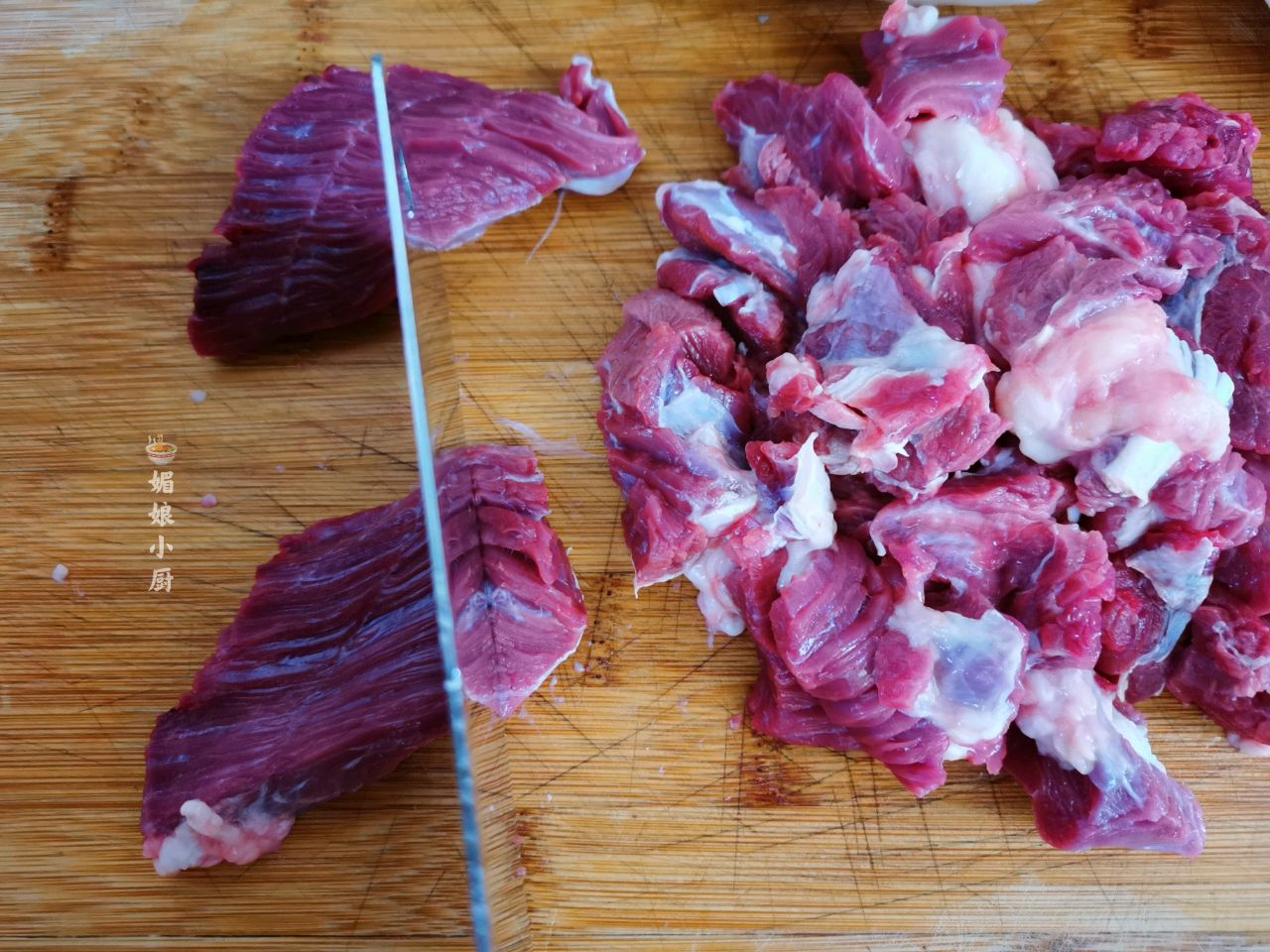 牛肉炖萝卜