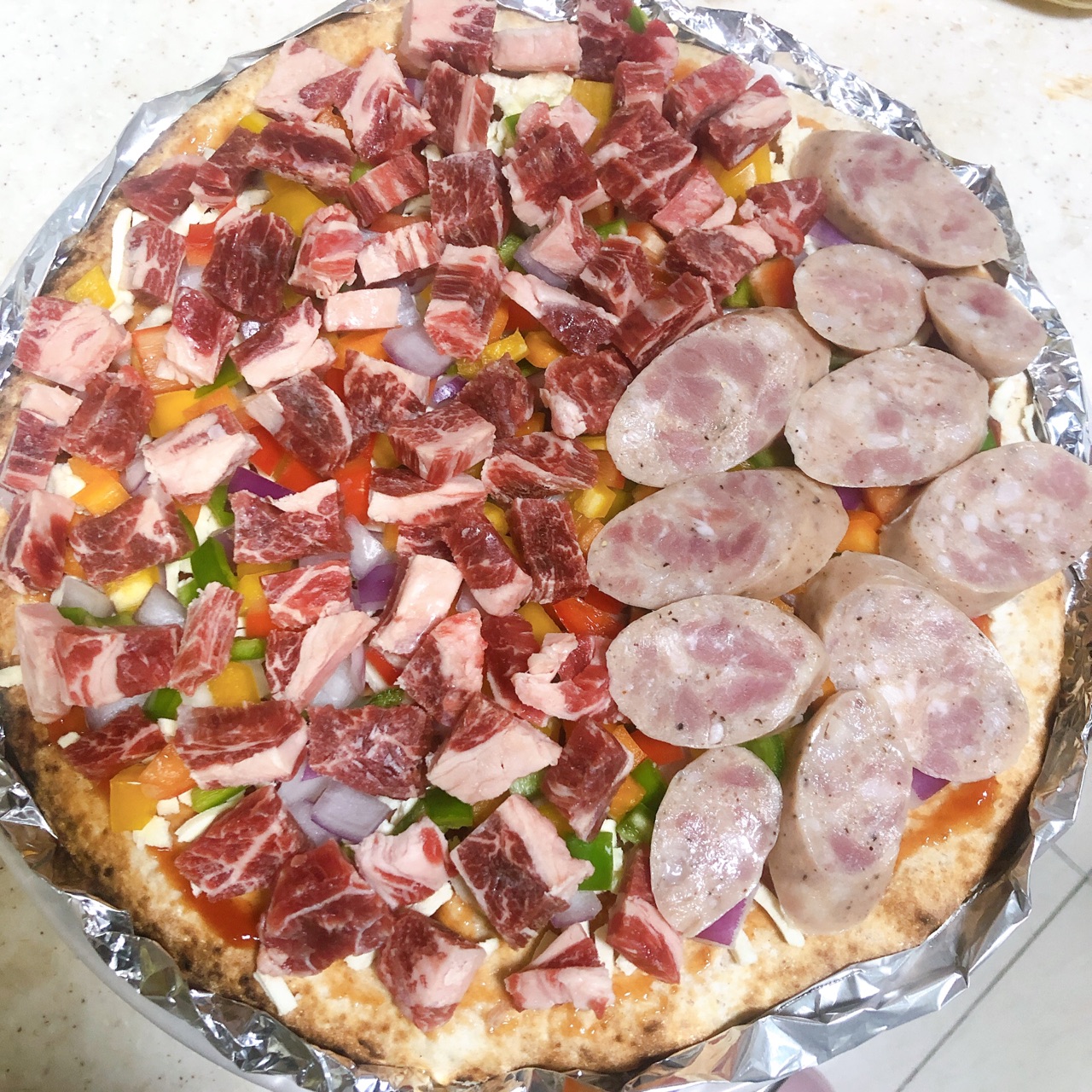 牛肉黑椒香肠披萨
