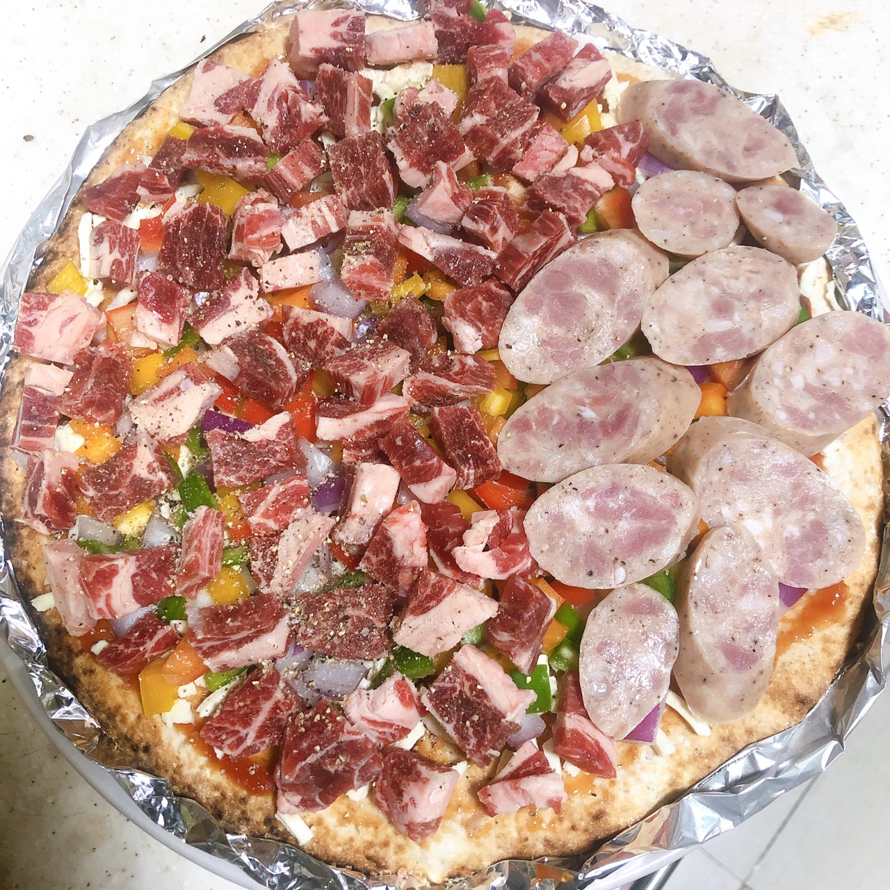 牛肉黑椒香肠披萨