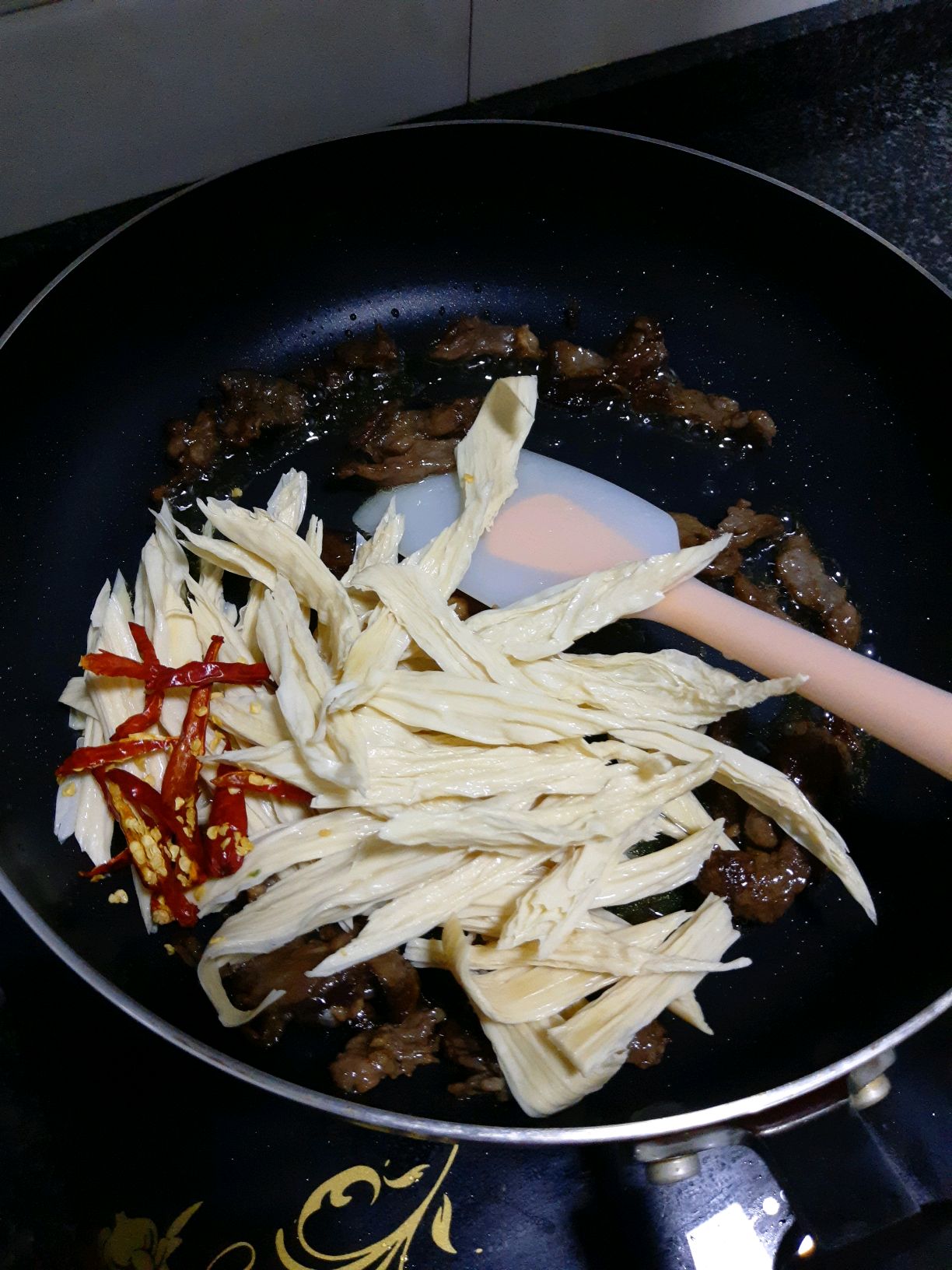 牛肉烧腐竹