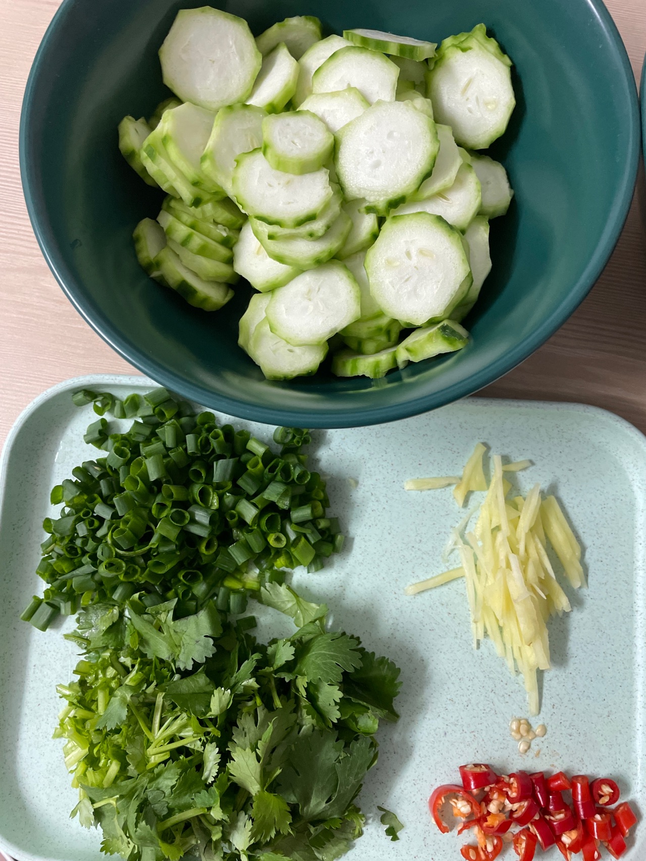 牛肉丝瓜蛋花粥