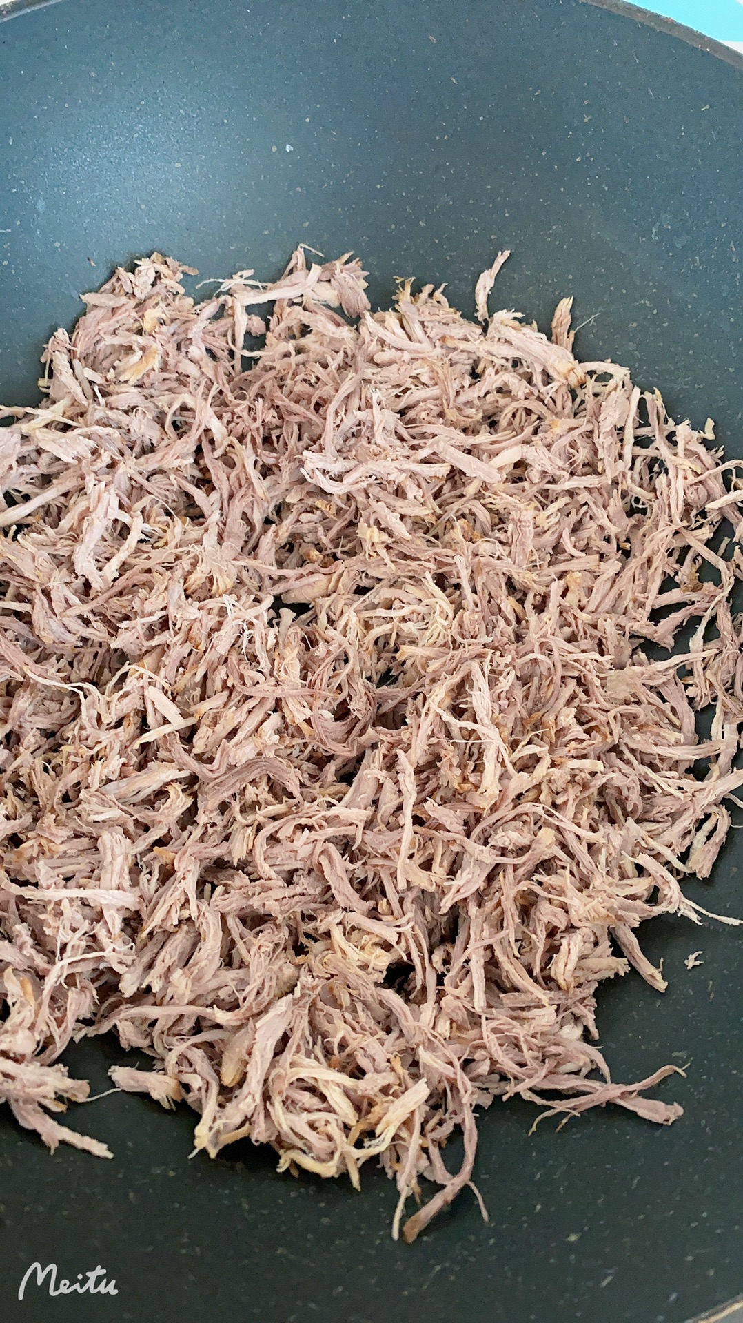 牛肉松饭团（内附不粘锅自制牛肉松）
