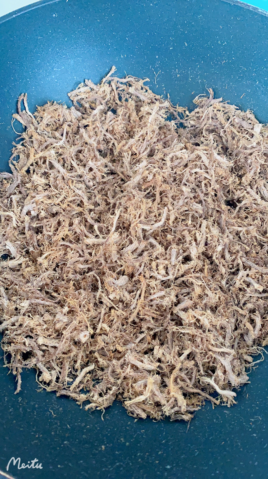 牛肉松饭团（内附不粘锅自制牛肉松）