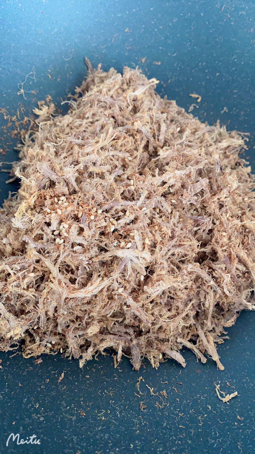 牛肉松饭团（内附不粘锅自制牛肉松）