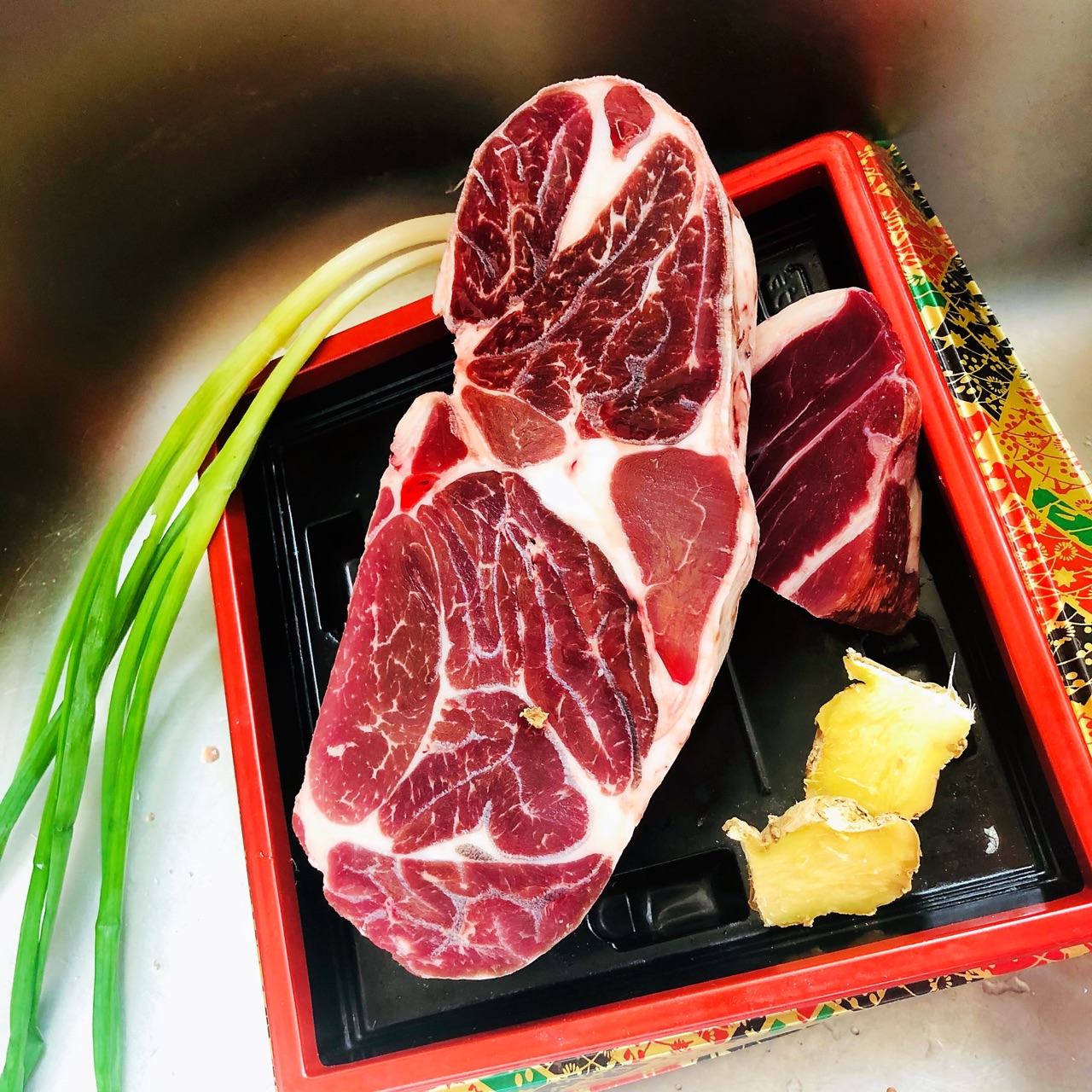 牛肉围着香