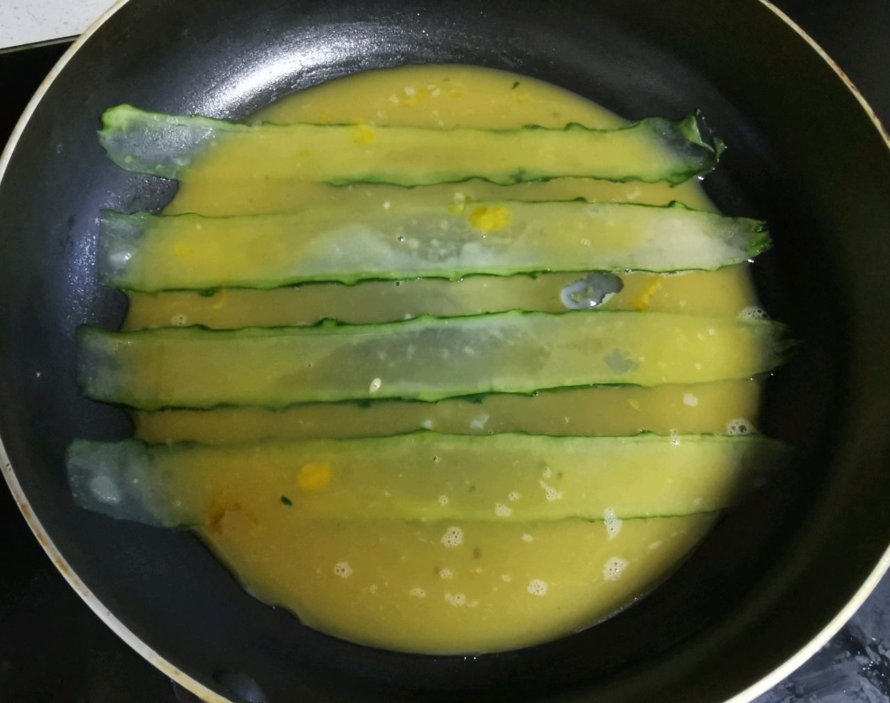 牛油果虾仁蛋饼