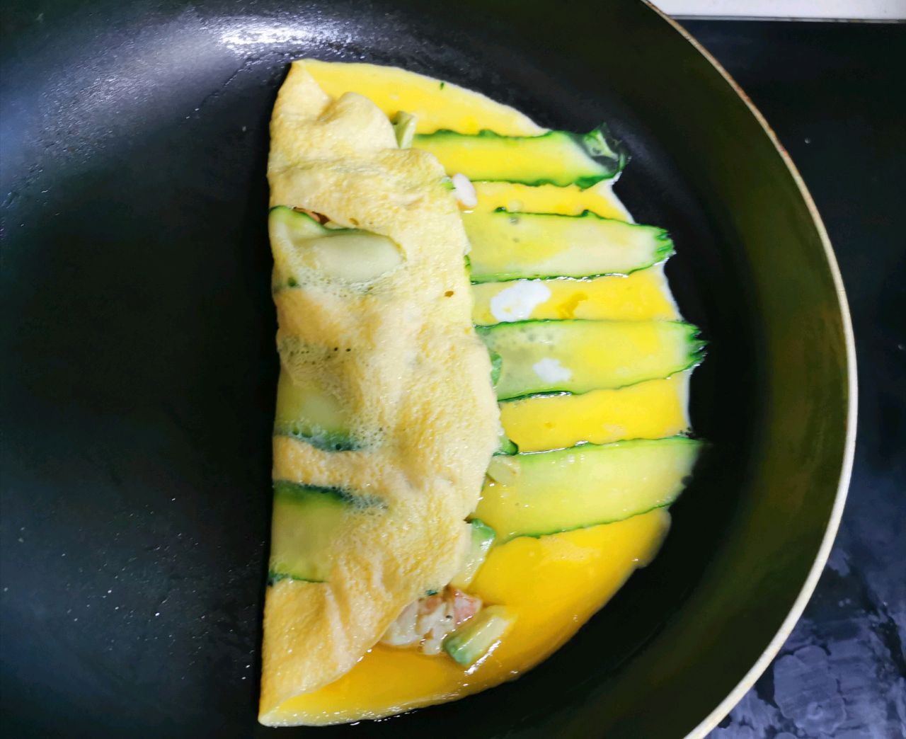 牛油果虾仁蛋饼